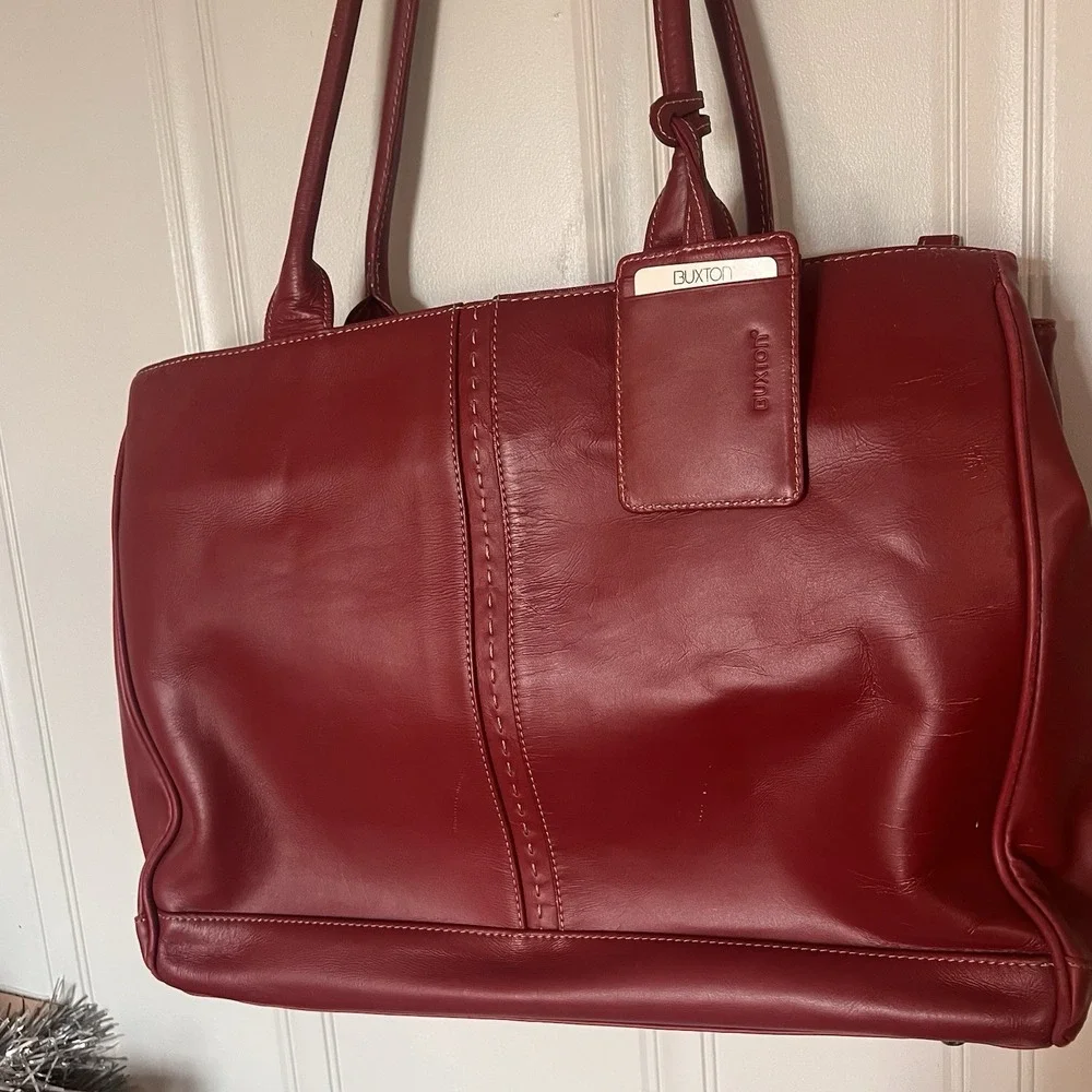 Buxton classic genuine